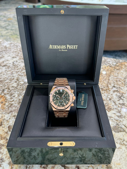2022 Audemars Piguet Royal Oak Chronograph 26240OR Watch