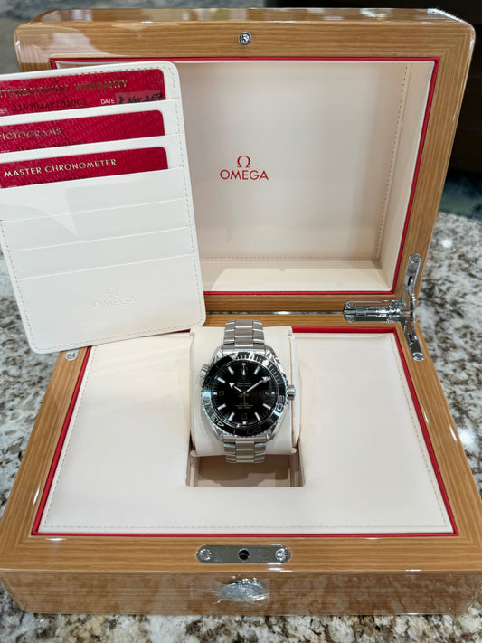 2017 Omega Seamaster Planet Ocean 600M Watch