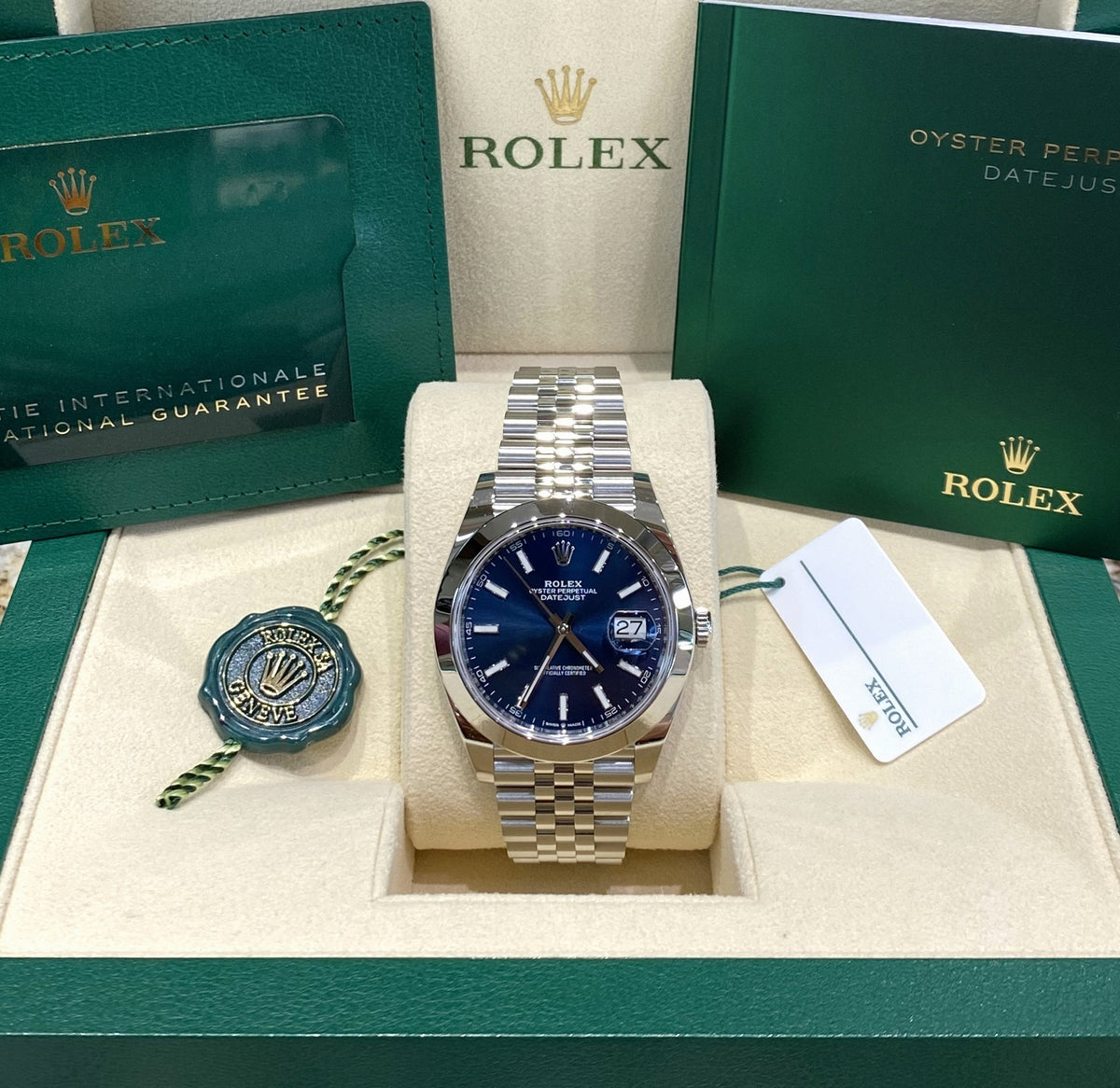 2021 Rolex Datejust 41 126300 Watch