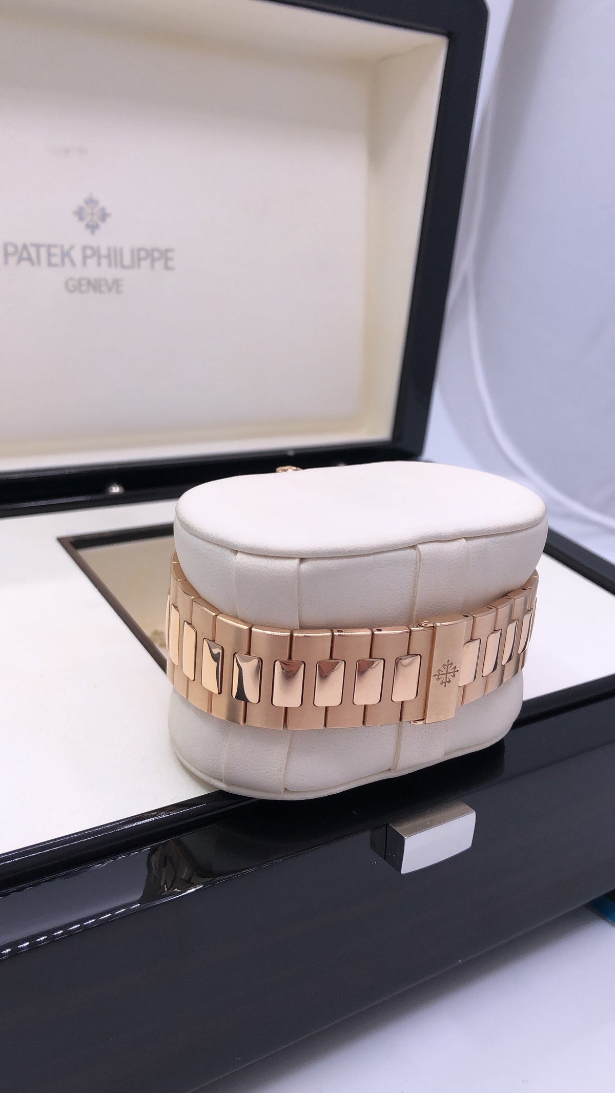 2011 Patek Phillipe 5711R Watch