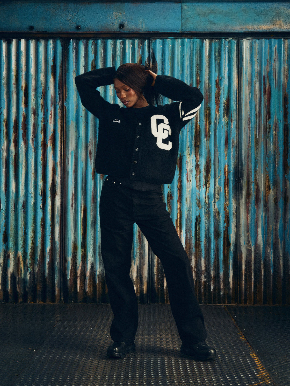 Corteiz College Cardigan - Black