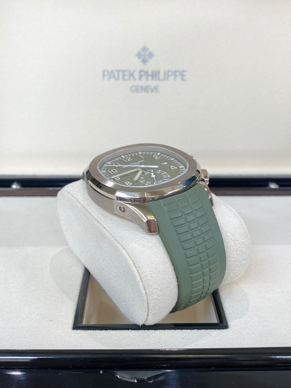 2024 Patek Philippe Aquanaut Self-Winding 5968G-010 Watch