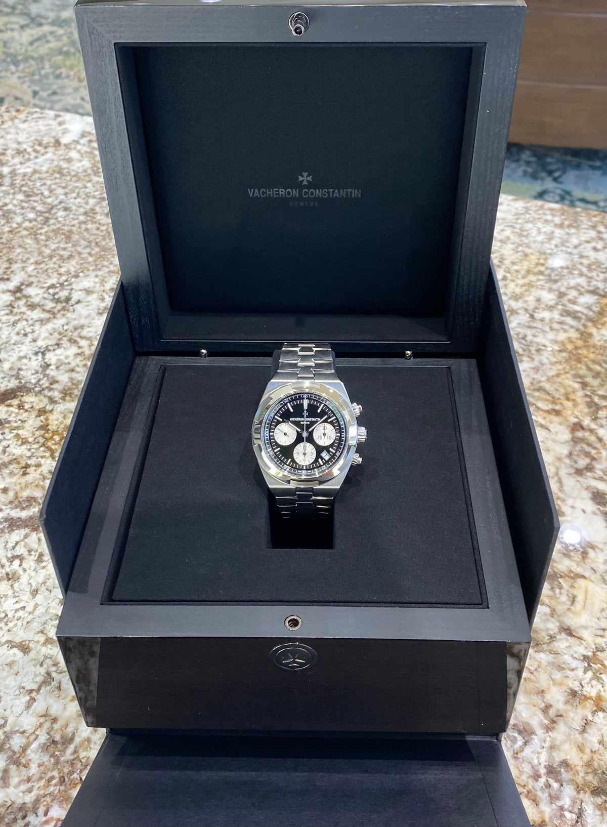 2023 Vacheron Constantin Overseas Chronograph 5500V Watch