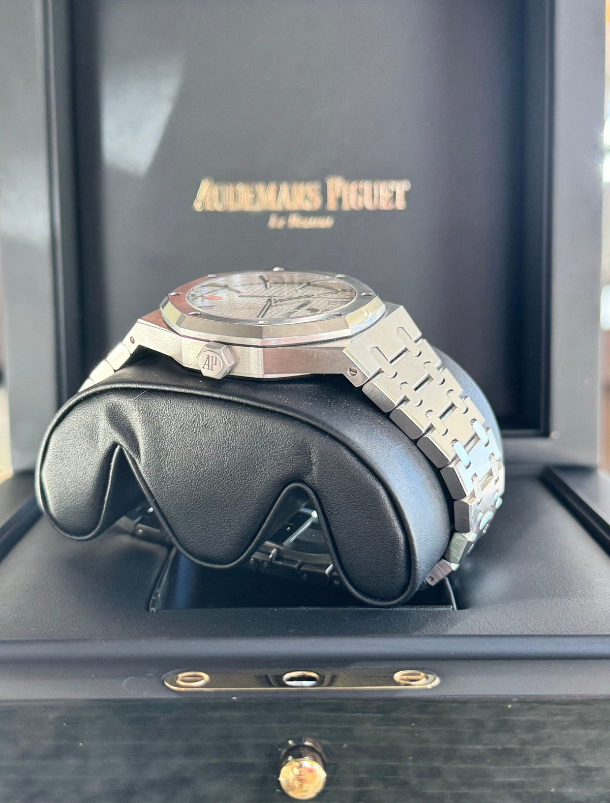 2022 Audemars Piguet Royal Oak Selfwinding 15500ST Watch