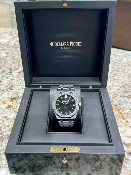 2022 Audemars Piguet Royal Oak Selfwinding 15500ST Watch