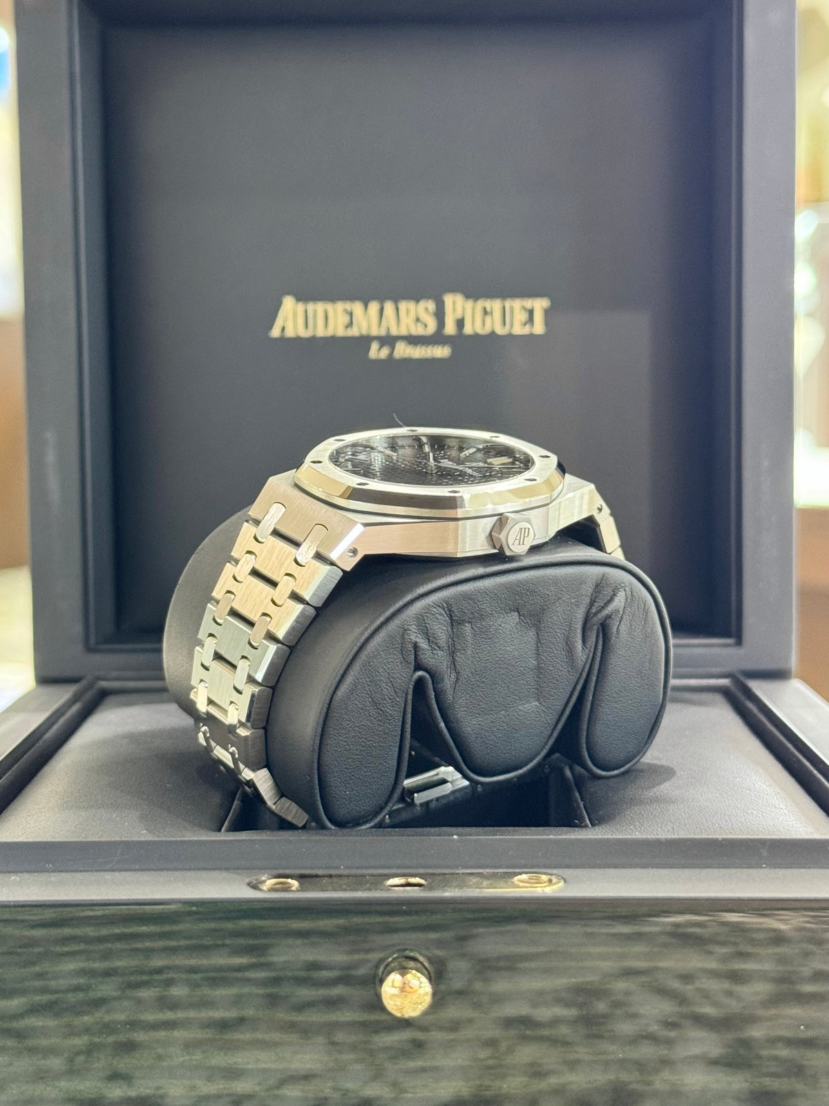 2022 Audemars Piguet Royal Oak Selfwinding 15500ST Watch