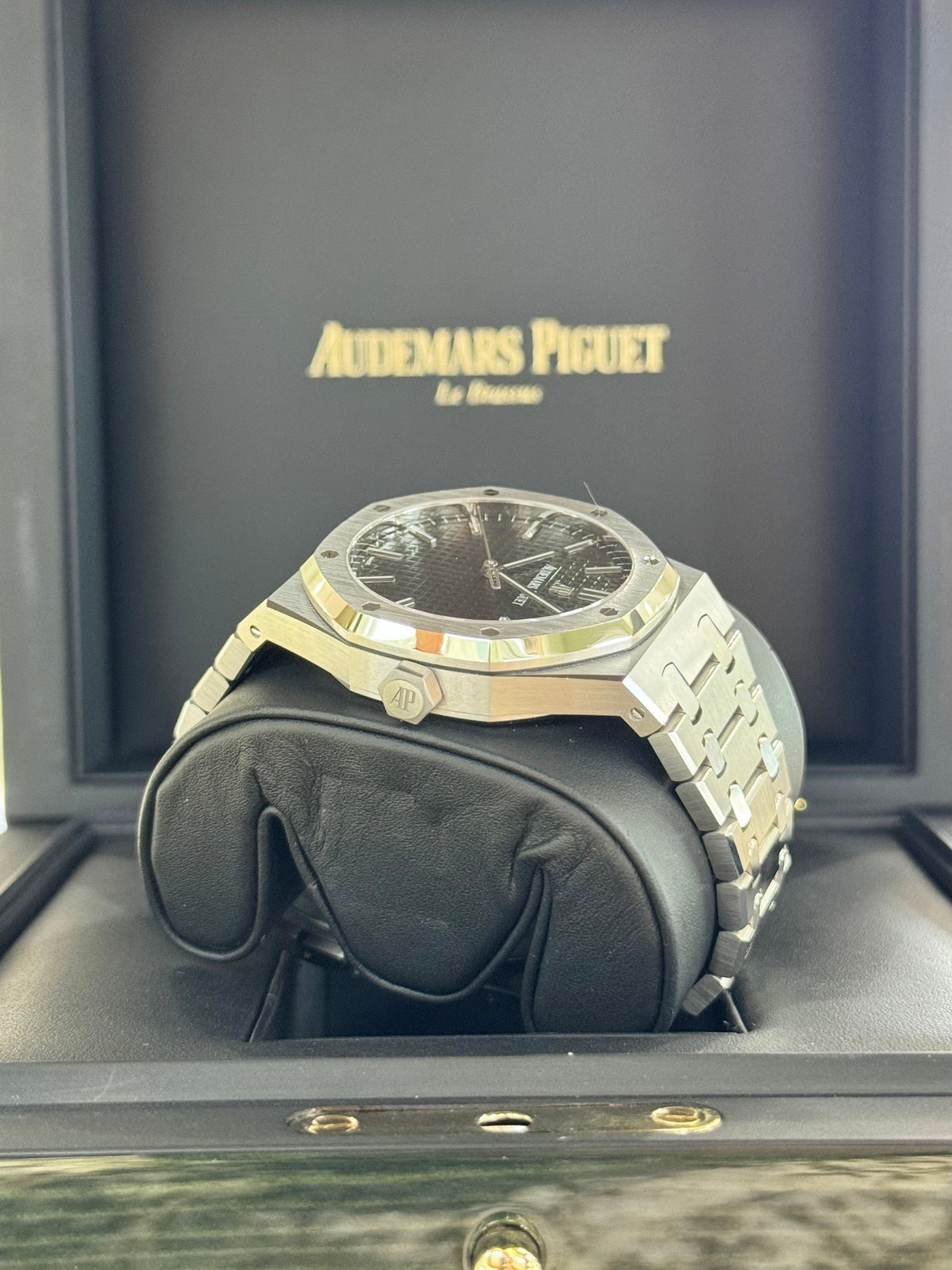 2022 Audemars Piguet Royal Oak Selfwinding 15500ST Watch