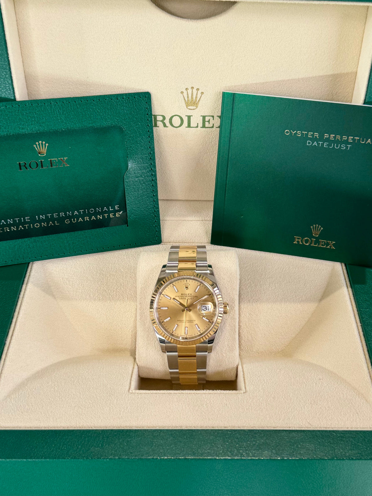2021 Rolex Datejust 36 126233 Watch